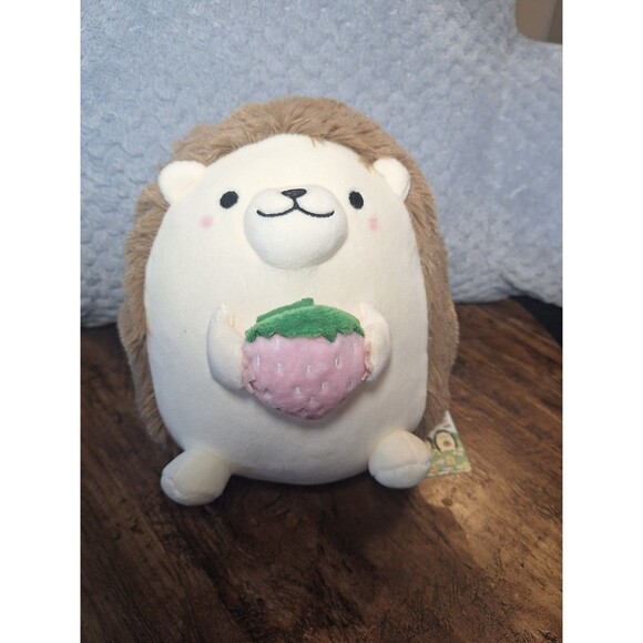 Takashoji Hedgehog with Strawberry Round1 8in - Picture 1 of 3